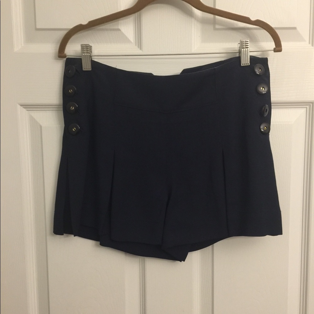 Dressy navy shorts 2
